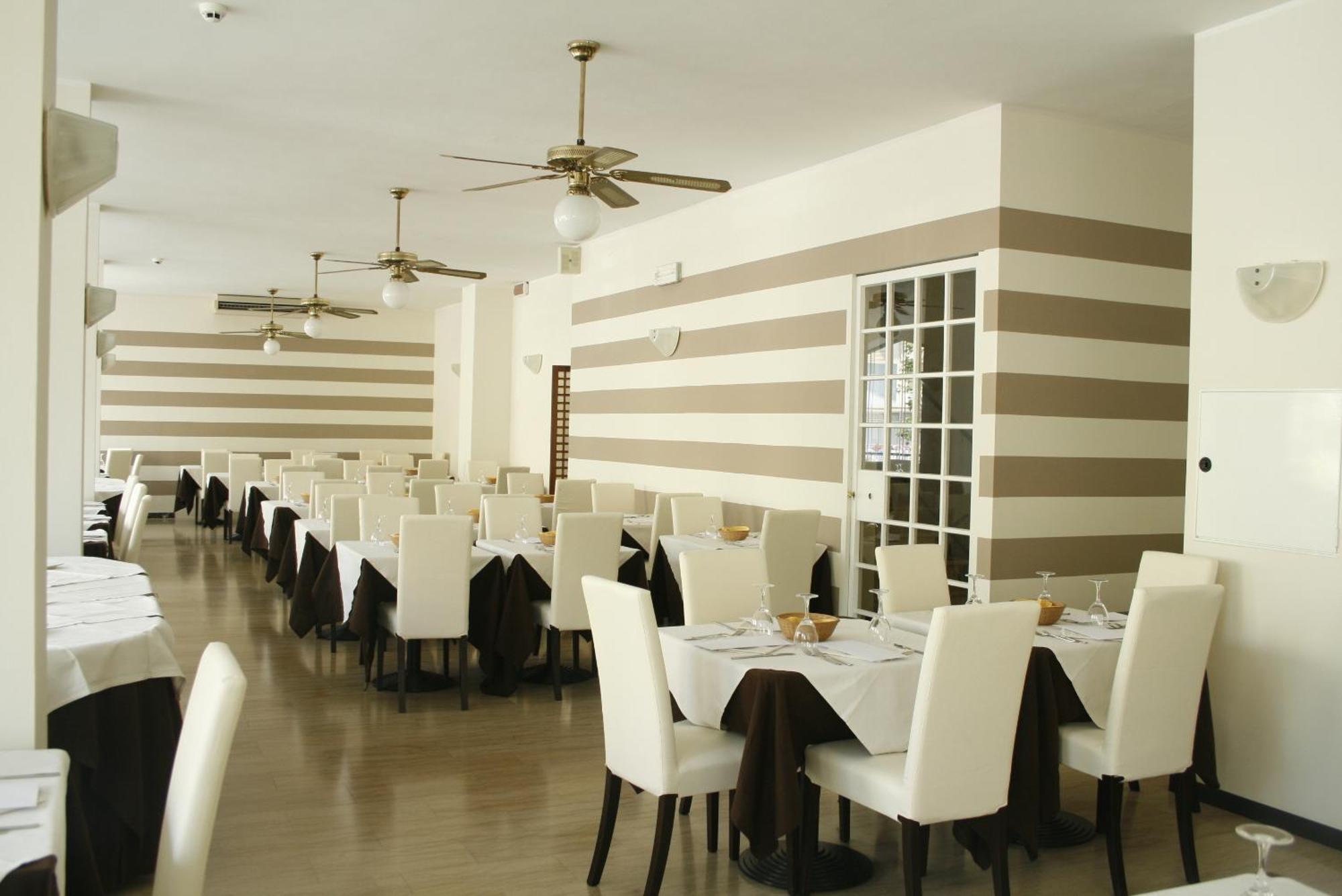 Hotel Esplanade ريميني المظهر الخارجي الصورة